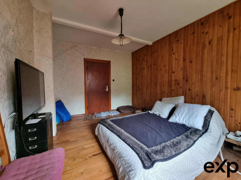 Maison - 198 m² - 10 pièces