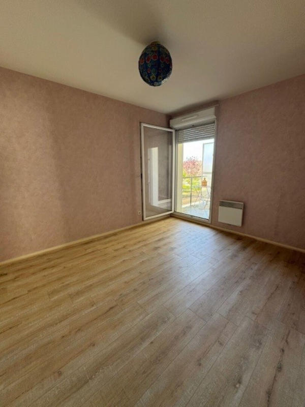 Appartement - 99 m² - 5 pièces
