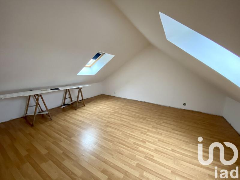 Maison - 93 m² - 5 pièces