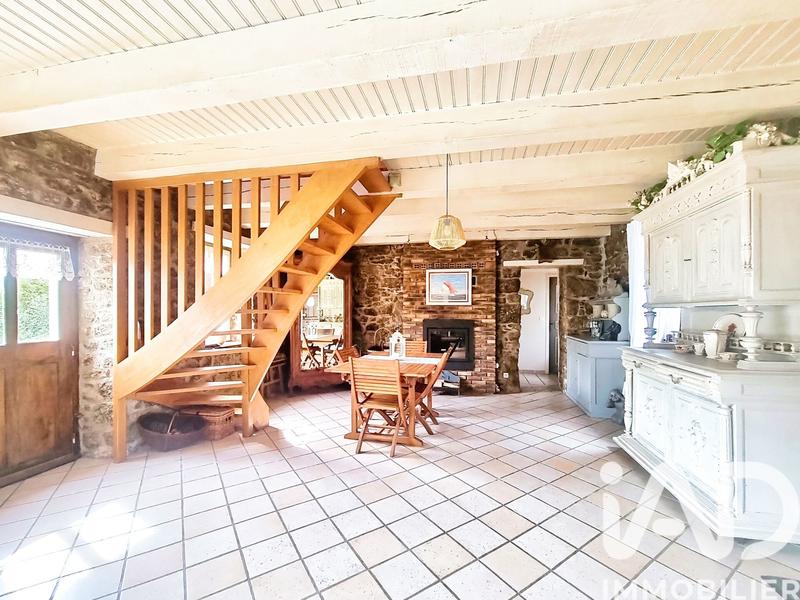 Maison de campagne - 100 m² - 3 pièces