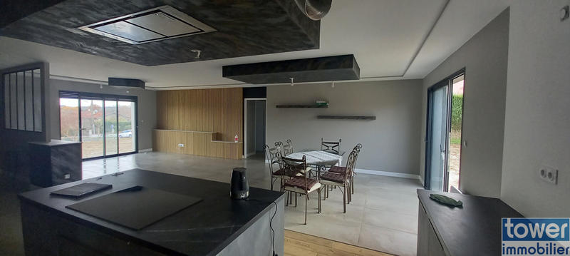 Maison - 144 m² - 5 pièces