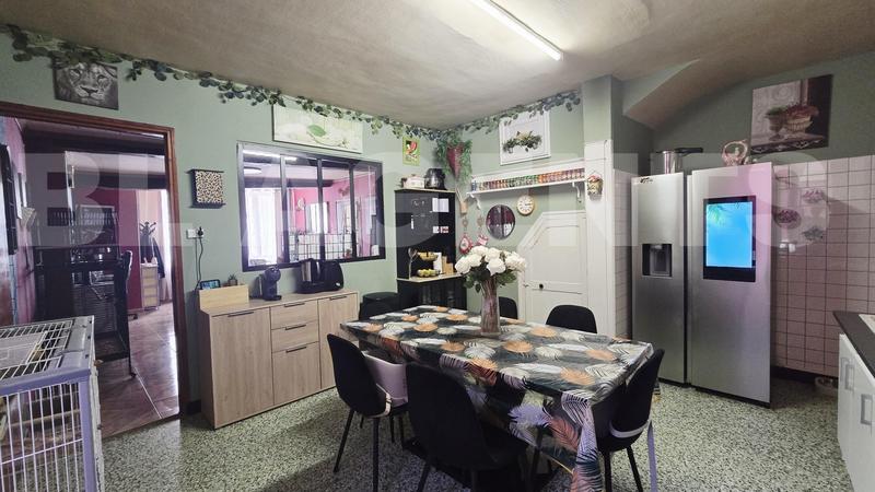 Maison - 138 m² - 5 pièces