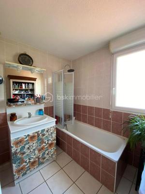 Maison - 89 m² - 4 pièces