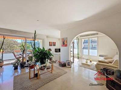 Appartement - 120 m² - 5 pièces