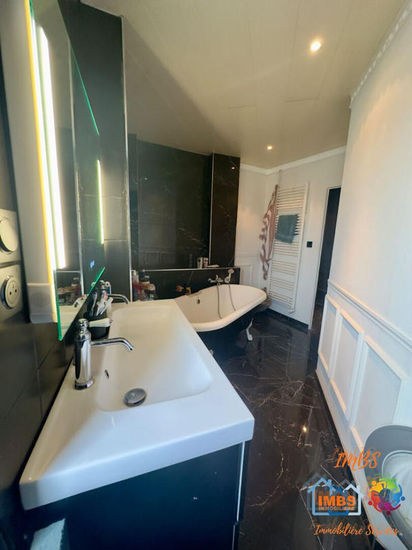 Appartement - 124 m² - 5 pièces