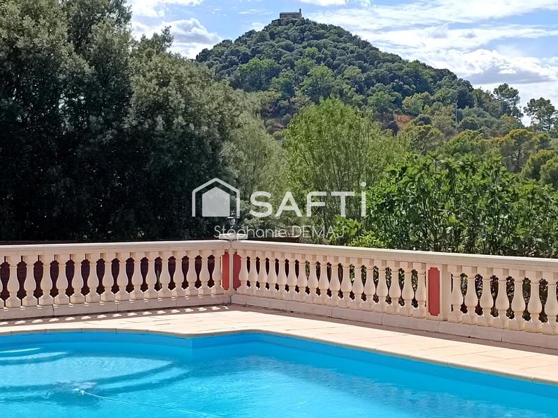Villa - 206 m² - 6 pièces