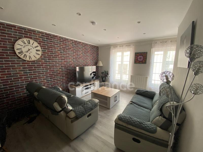 Appartement - 110 m² - 6 pièces