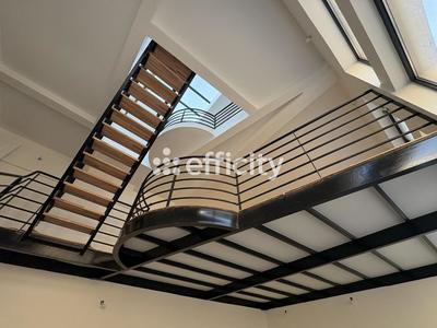 Loft - 180 m² - 5 pièces