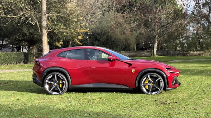 Ferrari Purosangue V12 6,5 725ch