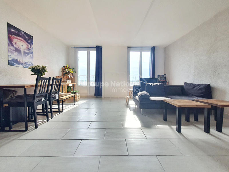 Appartement - 91 m² - 3 pièces