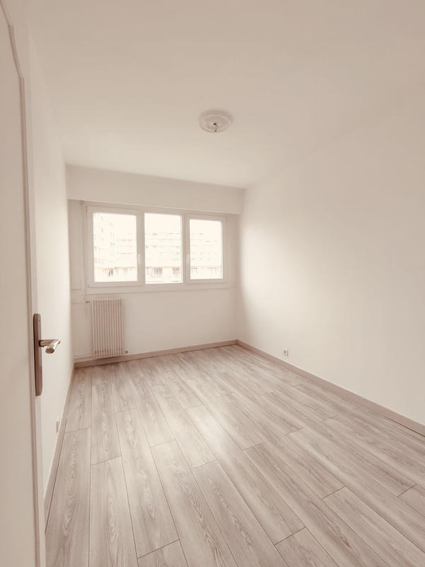 Appartement - 96 m² - 4 pièces