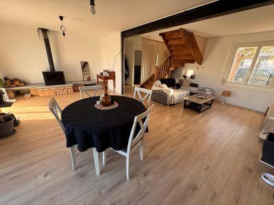 Maison - 105 m² - 4 pièces