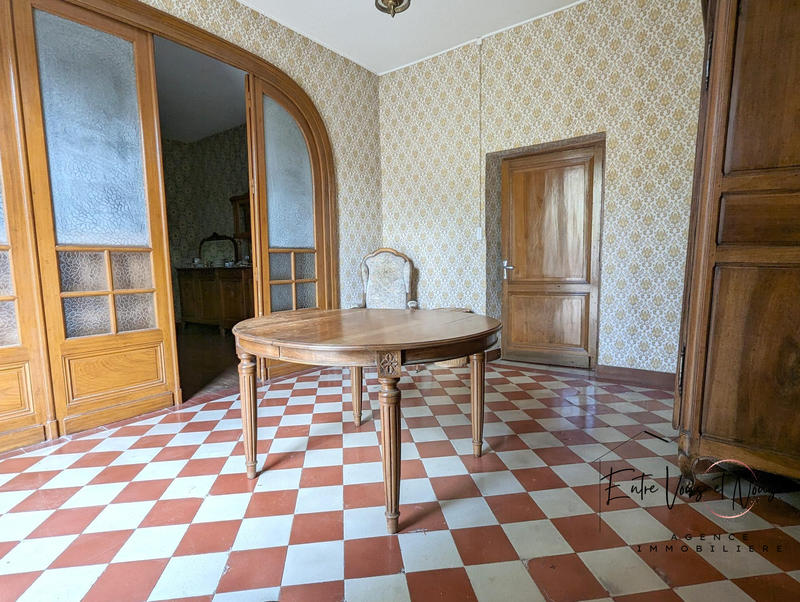 Maison - 200 m² - 8 pièces