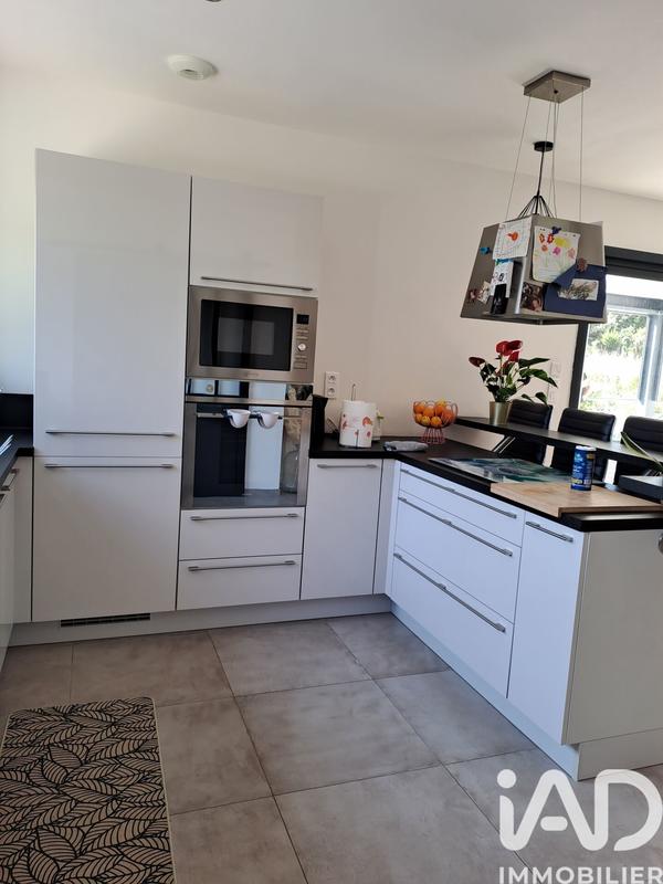 Maison - 138 m² - 3 pièces