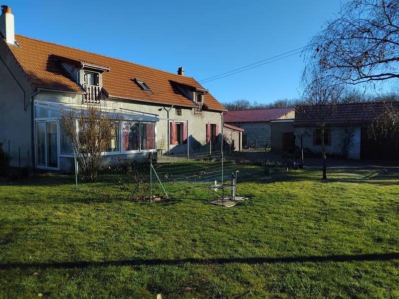 Maison - 140 m² - 6 pièces