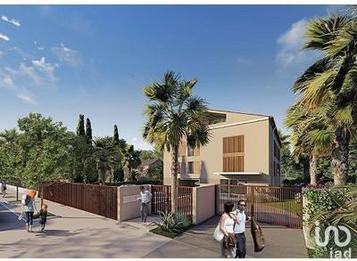 Appartement - 90 m² - 3 pièces