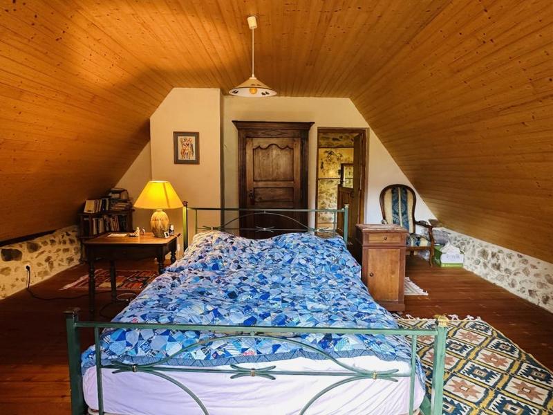 Maison en pierre - 85 m² - 3 pièces