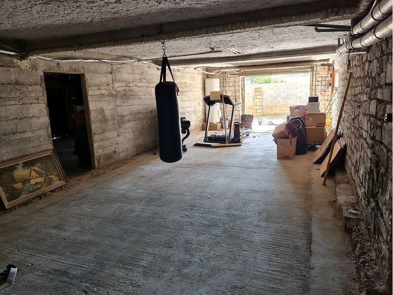 Maison traditionnelle - 221 m² - 7 pièces