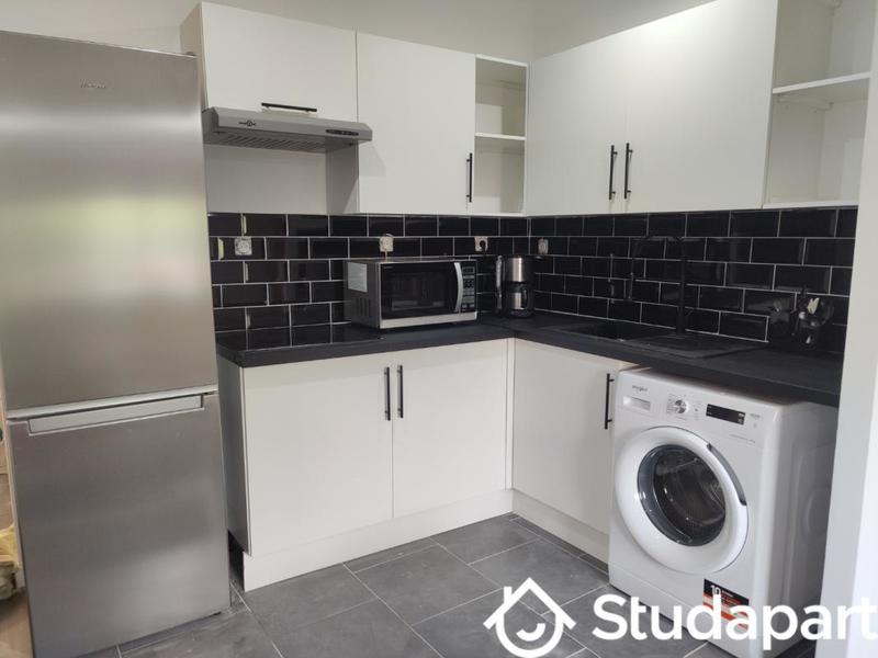 Chambre - 9 m² - 1 pièce