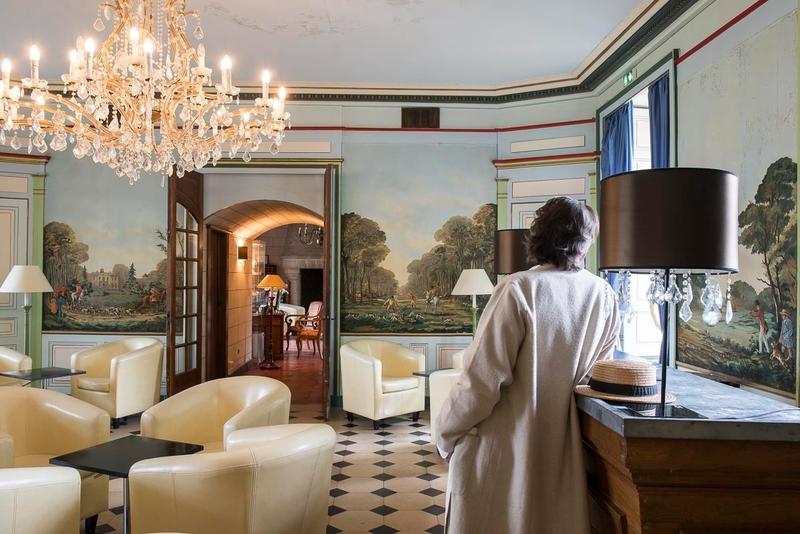 Manoir - 2 000 m² - 60 pièces