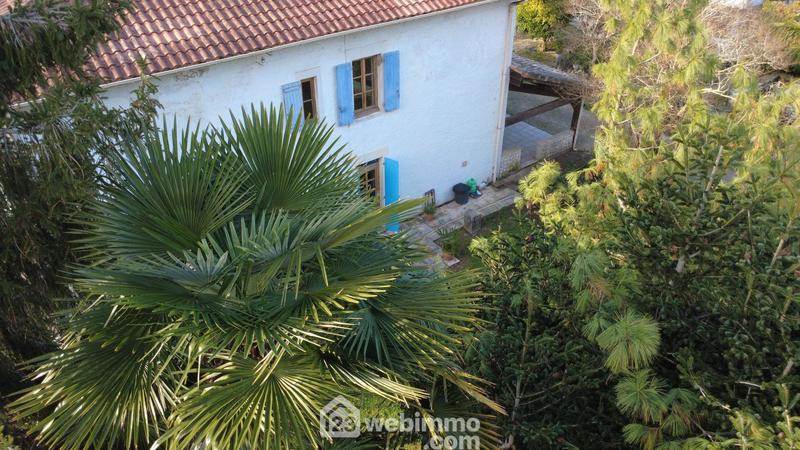 Maison de maîtres - 316 m² - 11 pièces