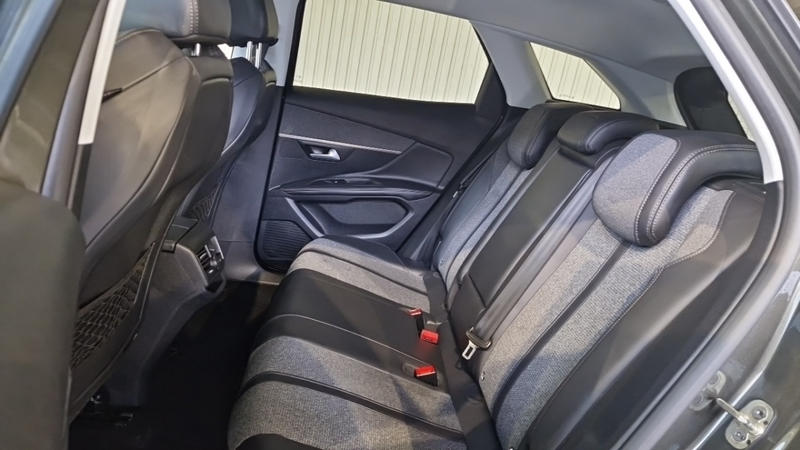 Peugeot 3008 1.5 Bluehdi 130ch Ss Bvm6 Allure