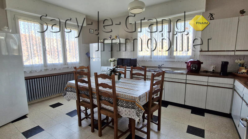 Maison - 149 m² - 6 pièces