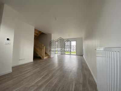 Maison - 81 m² - 4 pièces