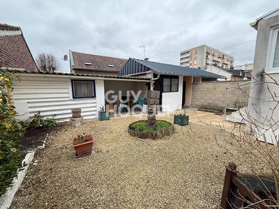 Maison - 86 m² - 5 pièces