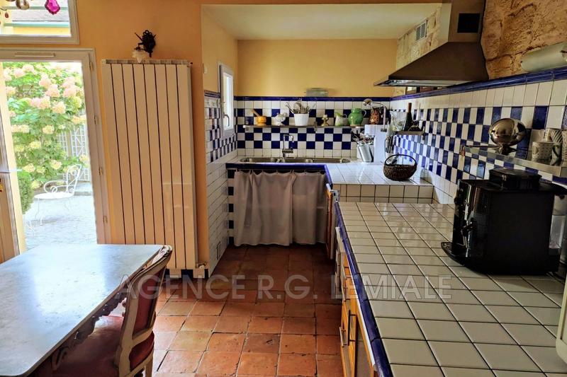 Maison - 331 m² - 10 pièces