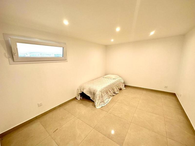 Appartement - 94 m² - 4 pièces