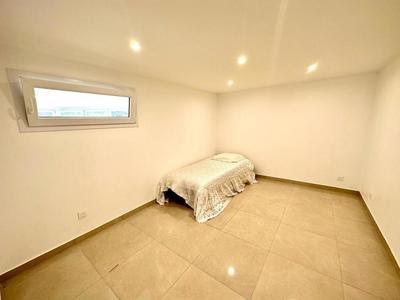 Appartement - 94 m² - 4 pièces