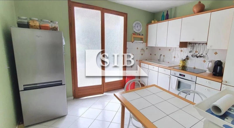 Maison - 100 m² - 6 pièces