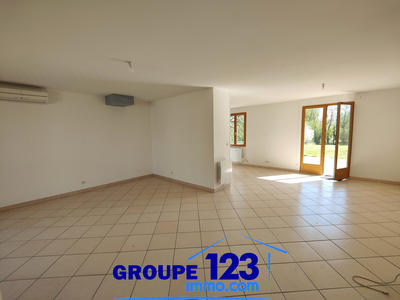 Maison - 96 m² - 5 pièces
