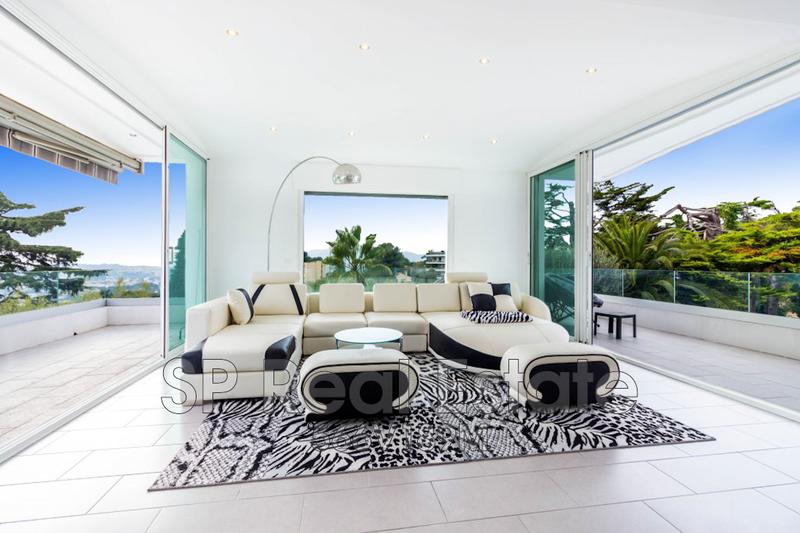 Villa - 265 m² - 6 pièces