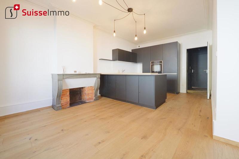 Appartement - 146 m² - 8 pièces