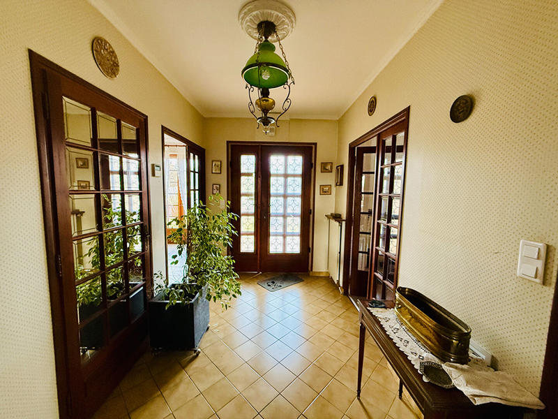 Maison - 195 m² - 7 pièces