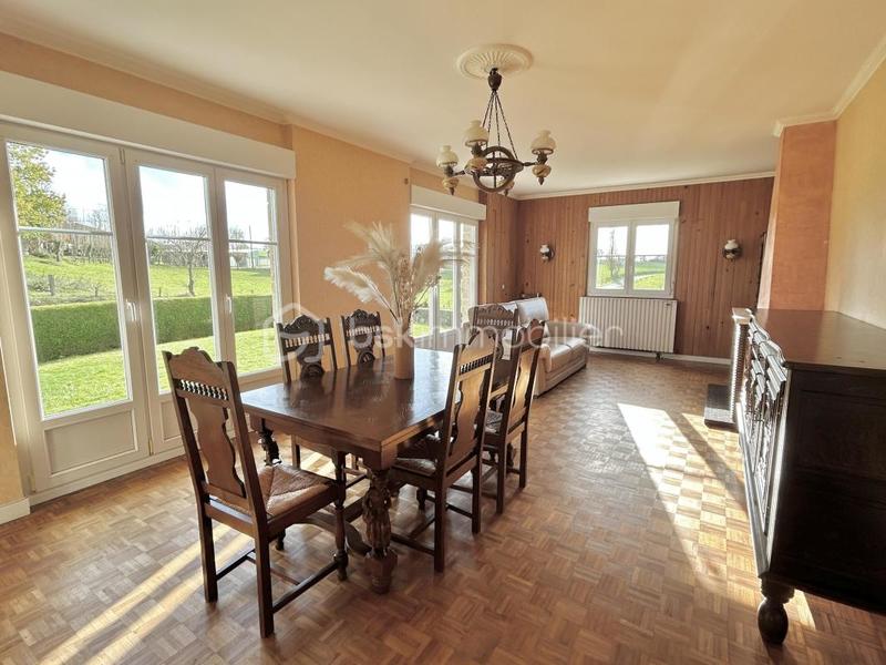 Maison - 108 m² - 5 pièces