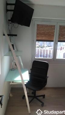 Chambre - 10 m² - 1 pièce