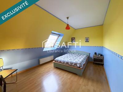 Maison - 94 m² - 5 pièces