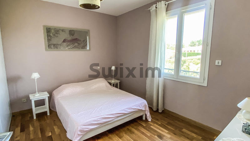 Villa - 177 m² - 6 pièces