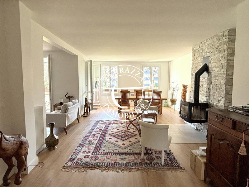 Appartement - 139 m² - 5 pièces