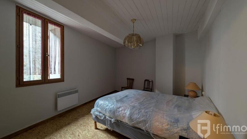 Maison en pierre - 85 m² - 4 pièces