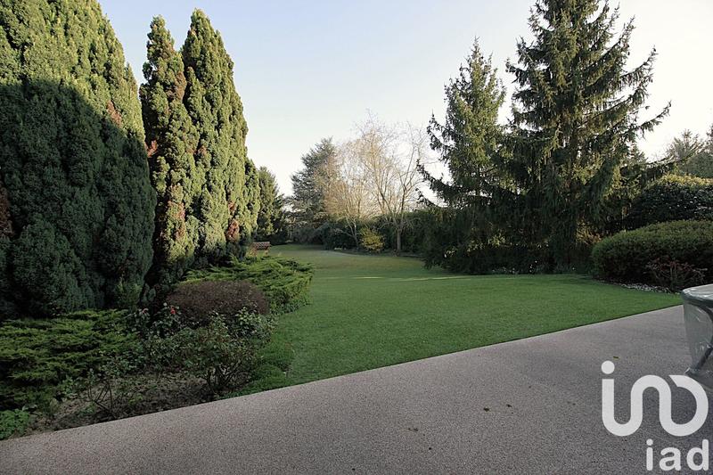 Maison - 185 m² - 7 pièces