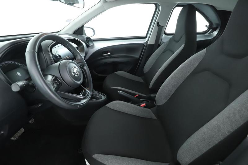Toyota aygo x 1.0 Vvt-i Dynamic s-Cvt 72 ch