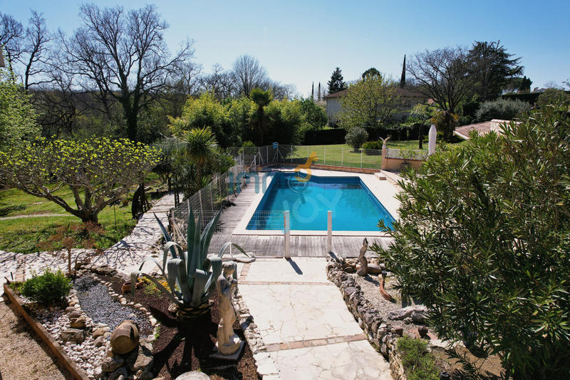 Maison - 156 m² - 5 pièces