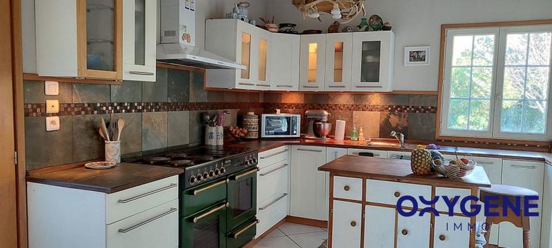 Maison - 140 m² - 5 pièces