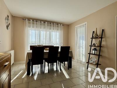 Appartement - 101 m² - 6 pièces