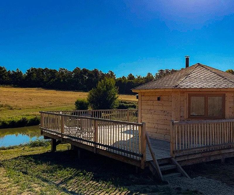 Maison - 859 m² - 19 pièces