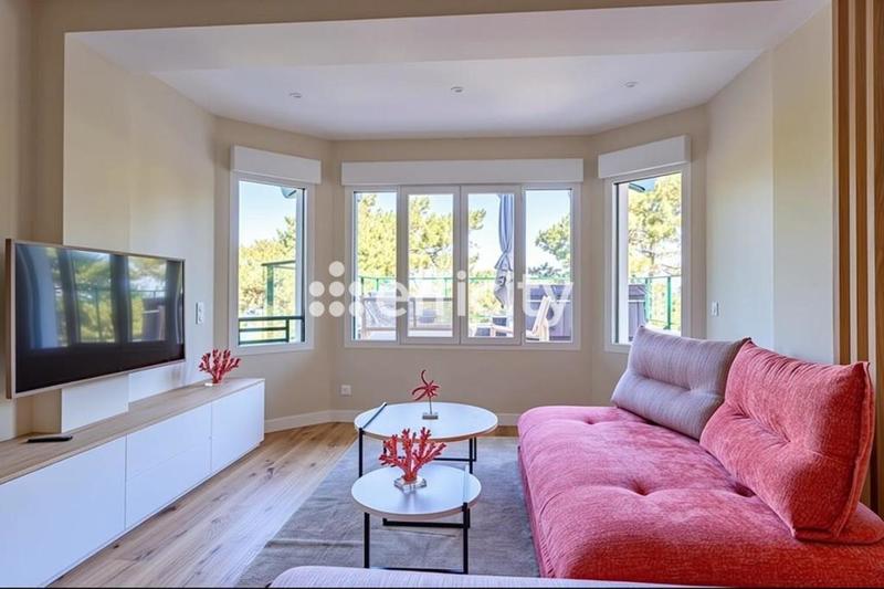 Appartement - 112 m² - 3 pièces